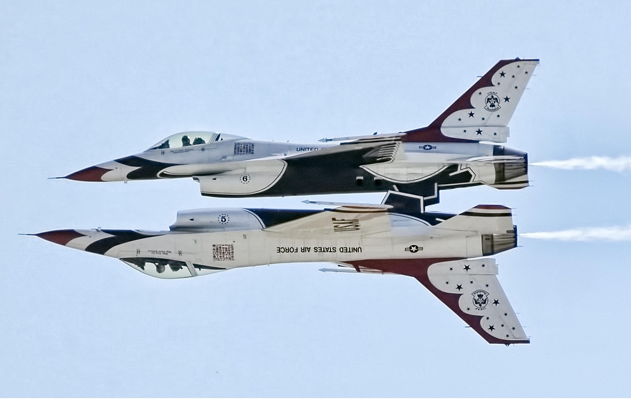 ORIS豪利时纽约：代理棋牌平台怎么赚钱